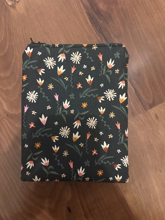 Ana - Kindle Sleeves