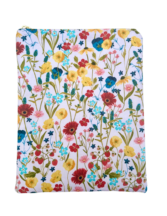 Large Zipper Book Sleeve in Flowers in Bloom
